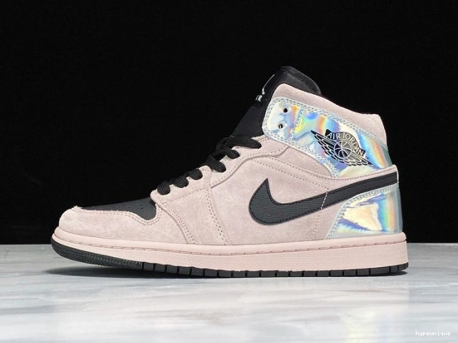 HYPE Mid Jordan (W) Iridescent Powder 1 Air BQ6472-602 Dirty 0819